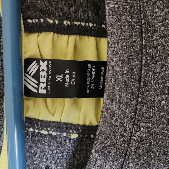 RBX Reflective Running LS Top Sz XL NWOT Reebok - Picture 2 of 4